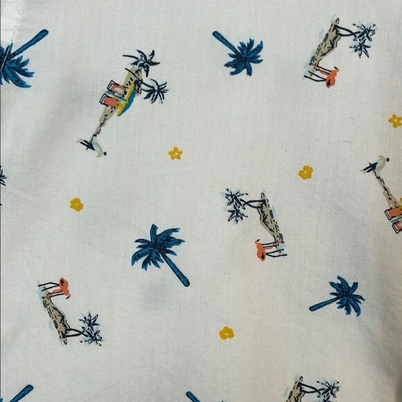 CHAPS Size Medium White Blue Casual Button Down Shirt Tropical Cotton Modal - Picture 3 of 9